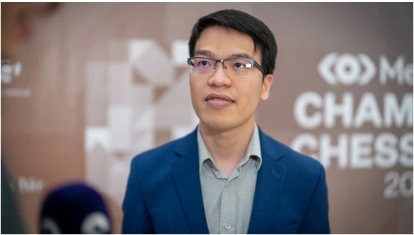 ky thu le quang liem danh bai vua co the gioi magnus carlsen hinh 1