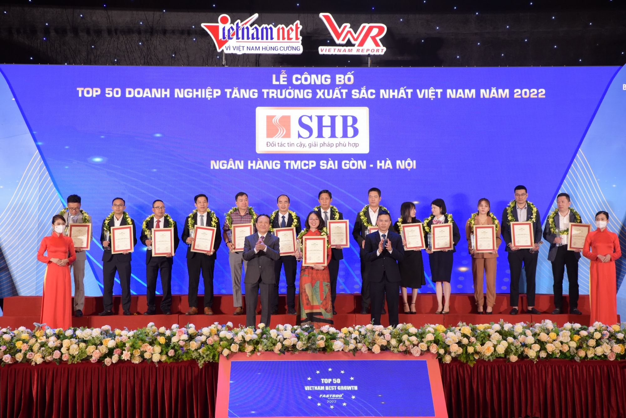 4 nam lien tiep shb duoc vinh danh top 50 doanh nghiep tang truong xuat sac nhat viet nam hinh 2