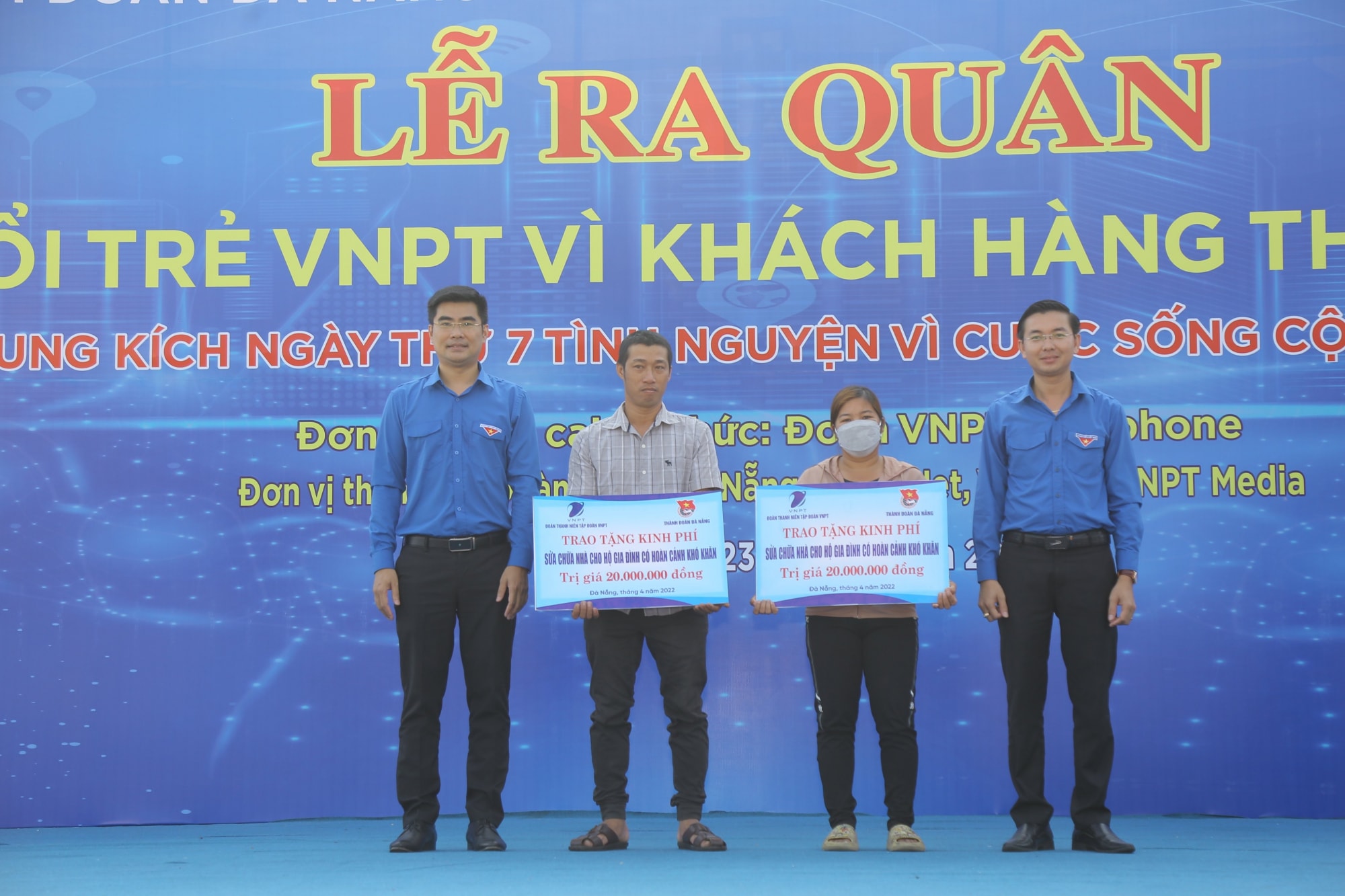 tuoi tre vnpt to chuc ngay thu 7 xung kich vi khach hang than yeu hinh 2