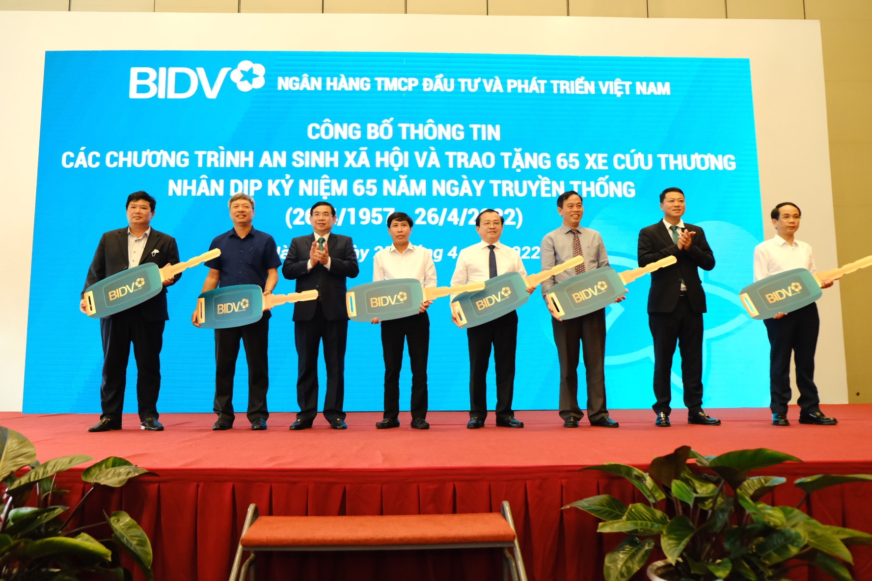 bidv cong bo cac chuong trinh an sinh xa hoi nhan dip ky niem 65 nam ngay thanh lap hinh 1