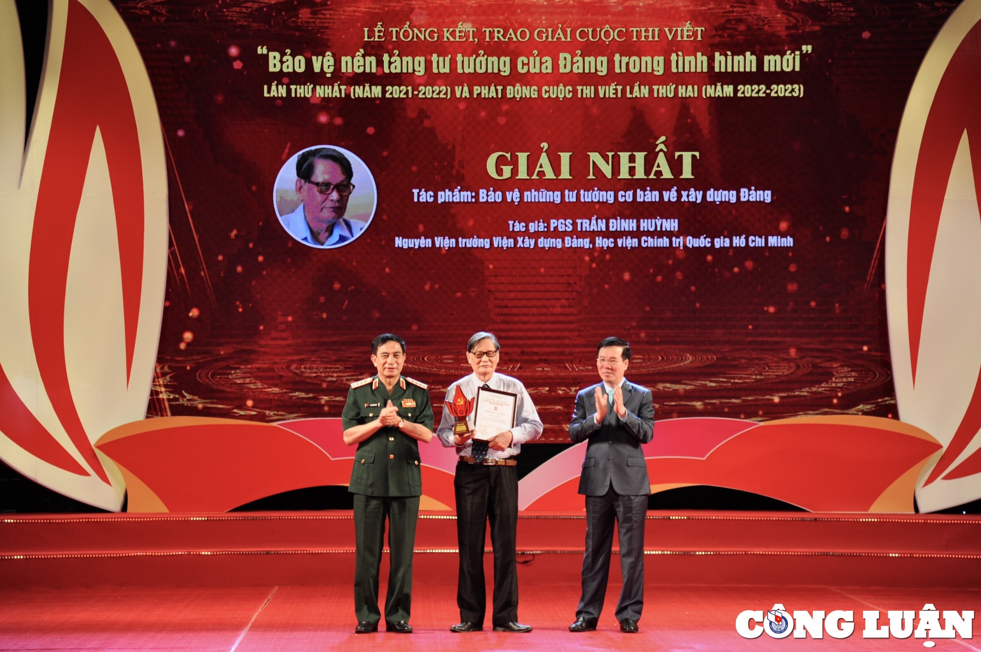 cung co niem tin cua toan dang toan dan toan quan ta vao nhung gia tri nen tang tu tuong cua dang hinh 2