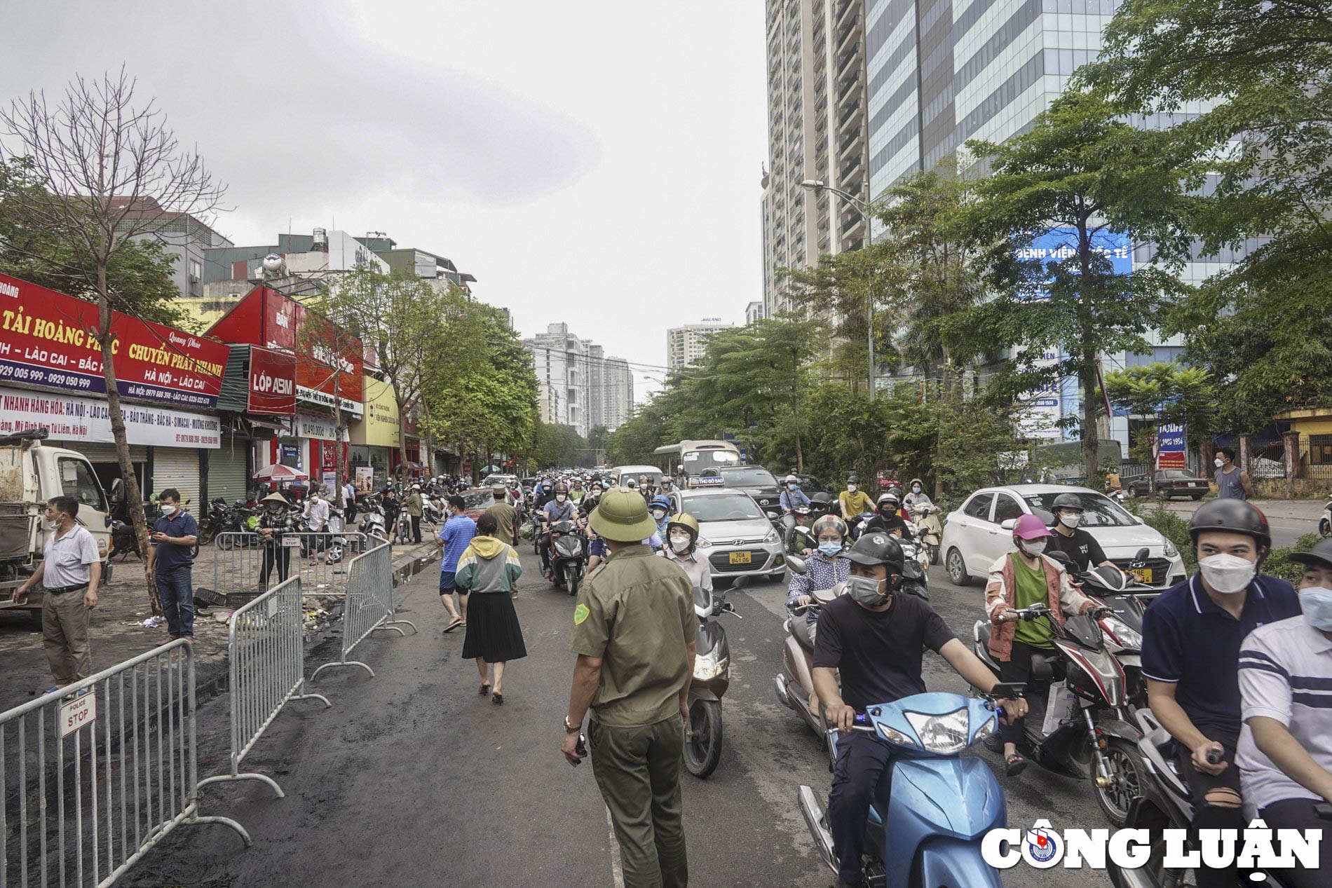 ha noi chay lon tren duong nguyen hoang luc rang sang nhieu tai san bi thieu rui hinh 9