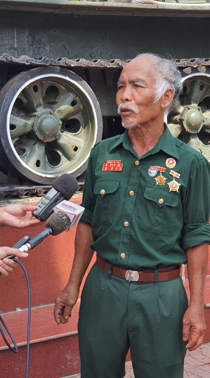tu hao dak to tan canh hinh 3