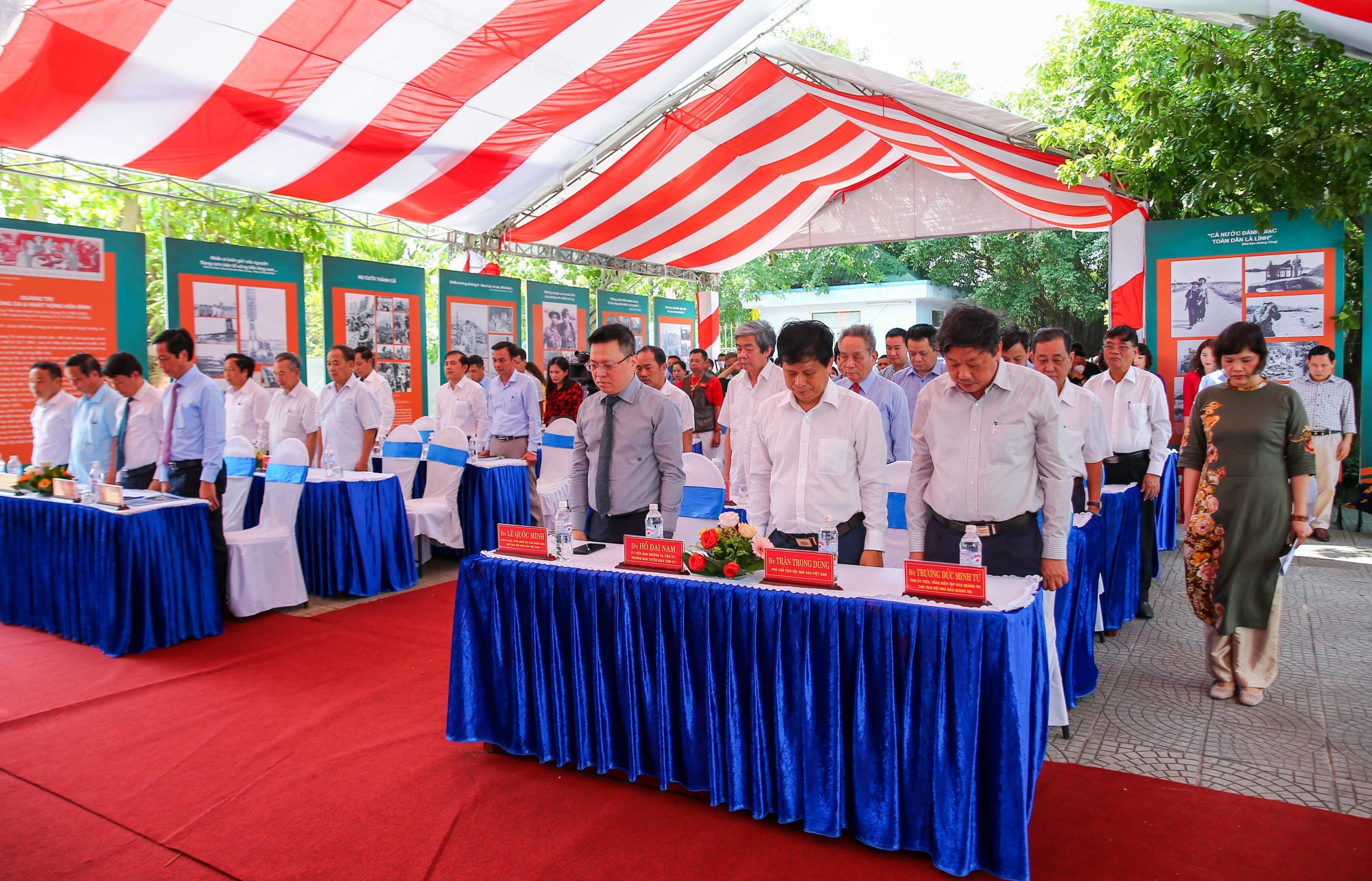 khoi day niem tu hao khat vong hoa binh hoi sinh va phat trien hinh 1