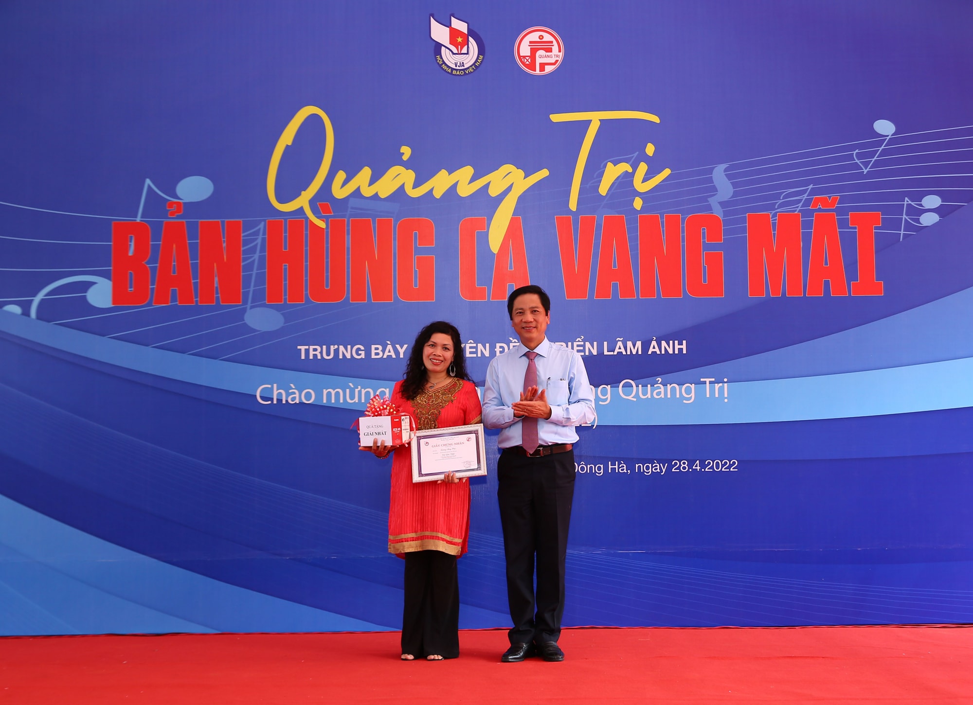 khoi day niem tu hao khat vong hoa binh hoi sinh va phat trien hinh 7