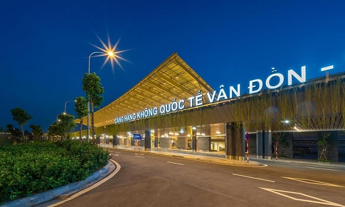 nguoi nuoc ngoai duoc xuat nhap canh qua san bay van don bang thi thuc dien tu hinh 1