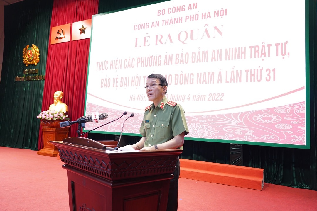 cong an ha noi ra quan bao dam an ninh trat tu cho sea games 31 hinh 2