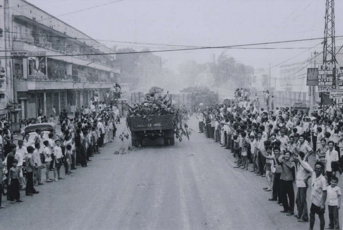 niem vui ngay hoa binh hinh 1