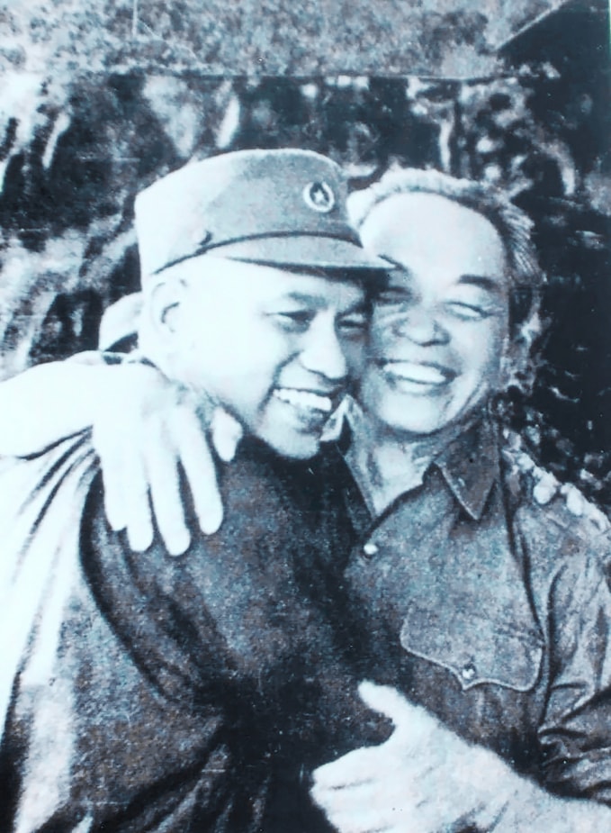 niem vui ngay hoa binh hinh 2