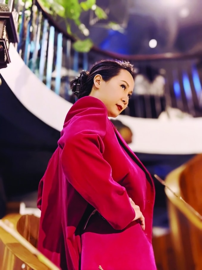 nhac si giang son chung toi la the he qua may man hinh 2