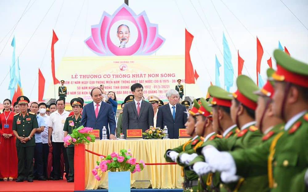 chu tich nuoc nguyen xuan phuc du le thuong co thong nhat non song tai quang tri hinh 1