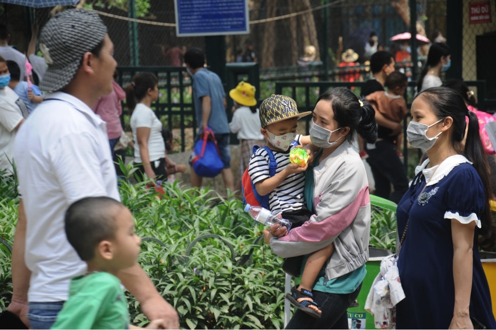 nguoi dan thu do do xo den cong vien dip nghi le 30 4 1 5 hinh 7