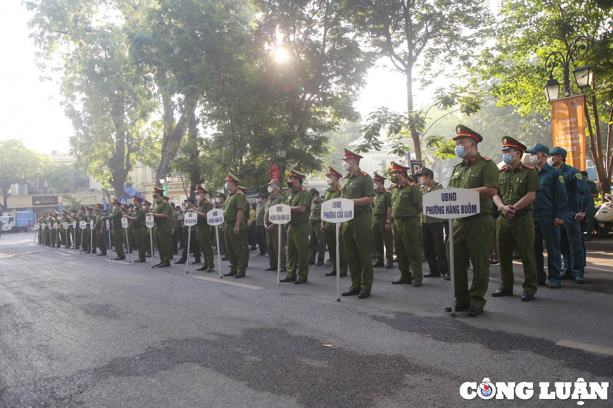 ha noi quan hoan kiem ra quan bao ve sea games 31 hinh 1