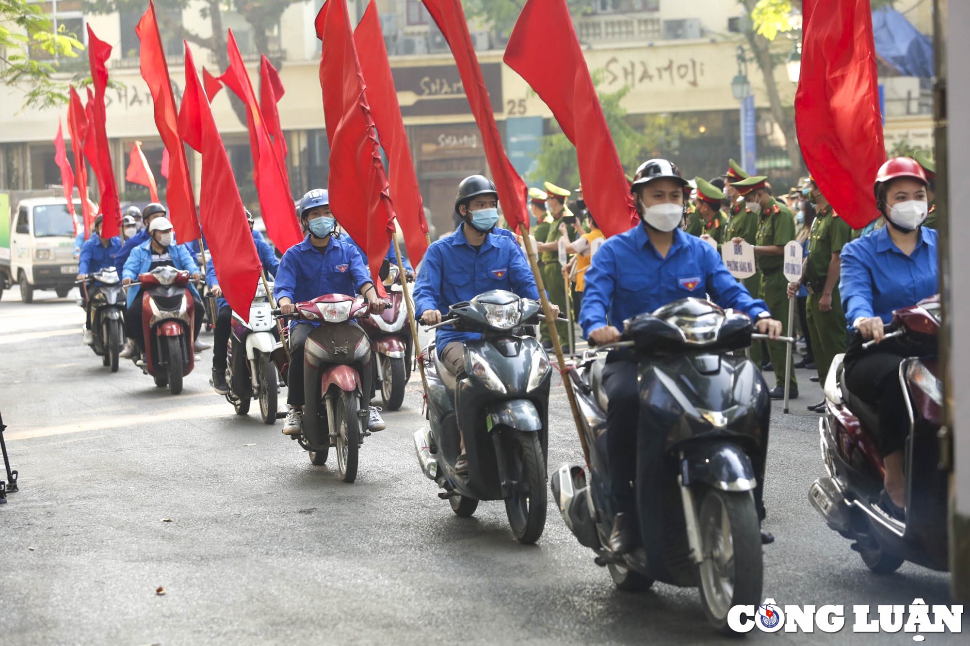 ha noi quan hoan kiem ra quan bao ve sea games 31 hinh 4