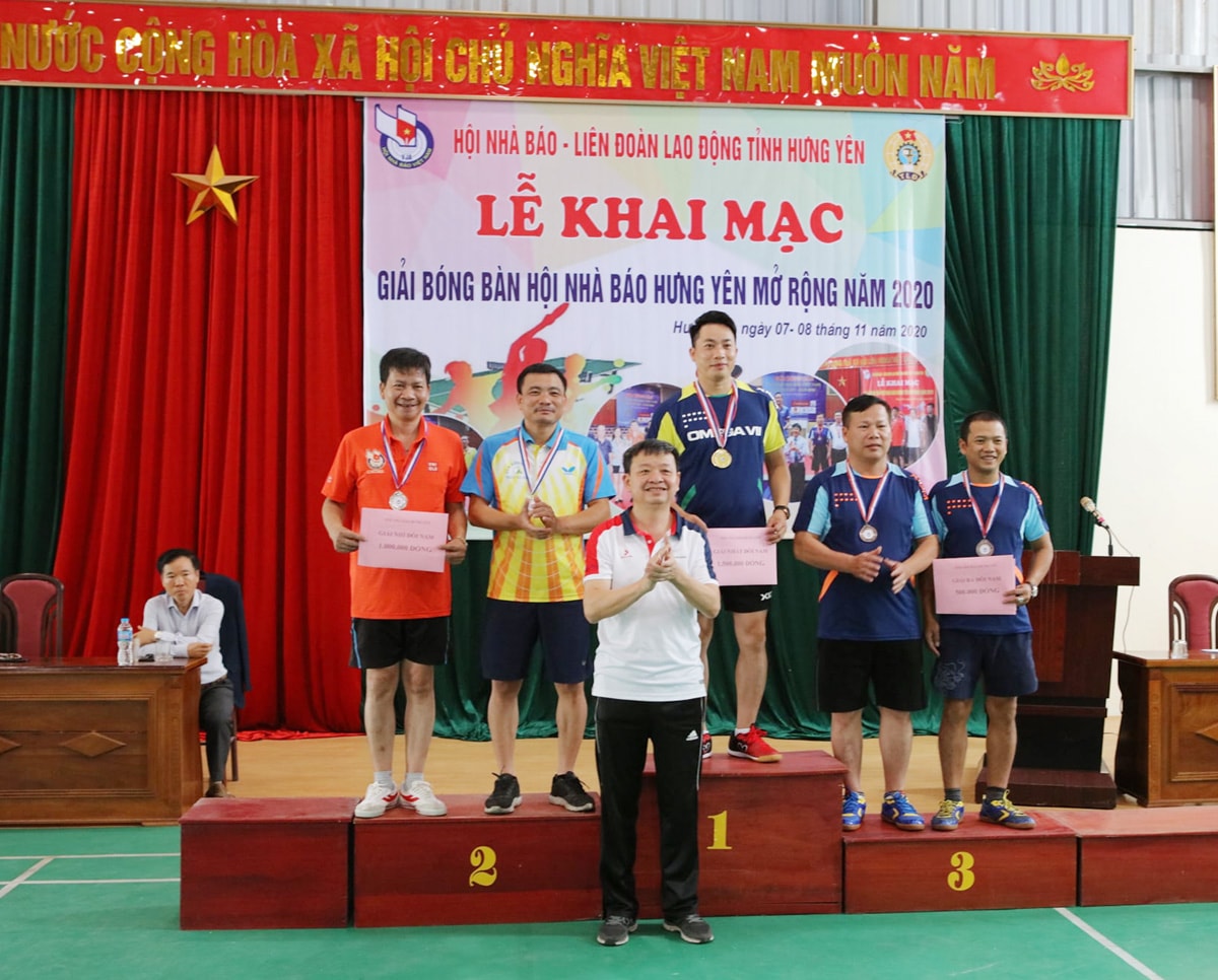 se to chuc giai bong ban hoi nha bao hung yen mo rong nam 2022 hinh 1