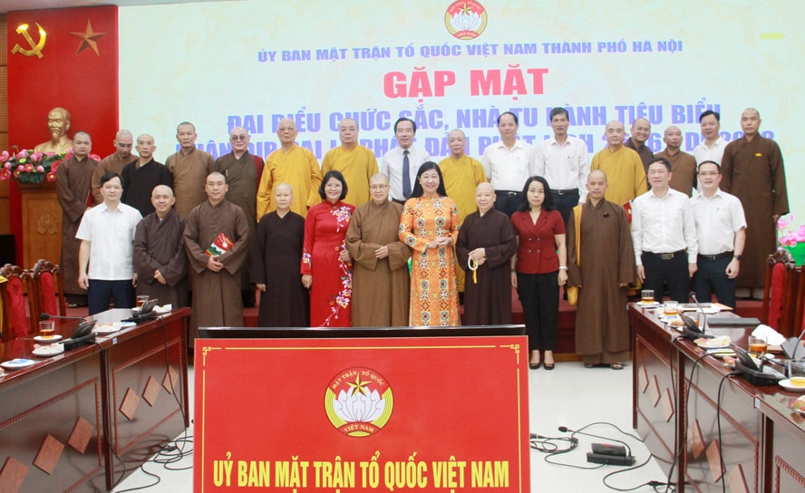 ha noi to chuc gap mat dai bieu chuc sac nha tu hanh tieu bieu nhan dai le phat dan phat lich 2566 hinh 1