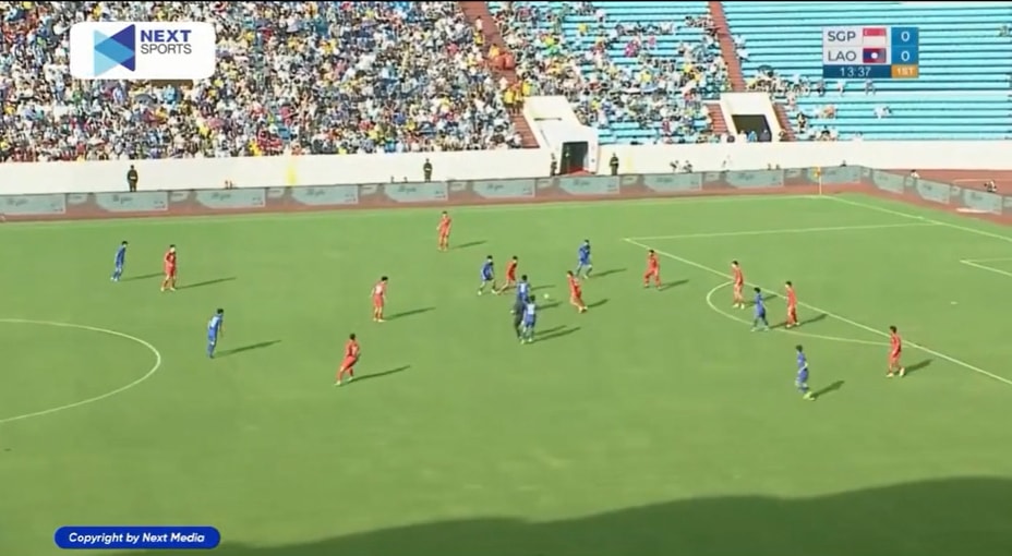 dan truoc 2 ban u23 lao bi u23 singapore chia diem dang tiec o tran ra quan sea games 31 hinh 1