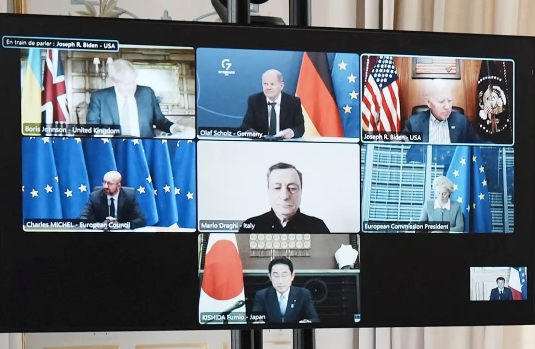 my va g7 cong bo cac lenh cam van moi doi voi nga hinh 1