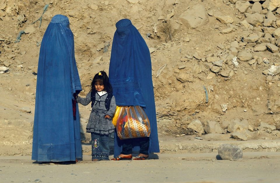 my gay ap luc len taliban vi quyen phu nu o afghanistan hinh 1