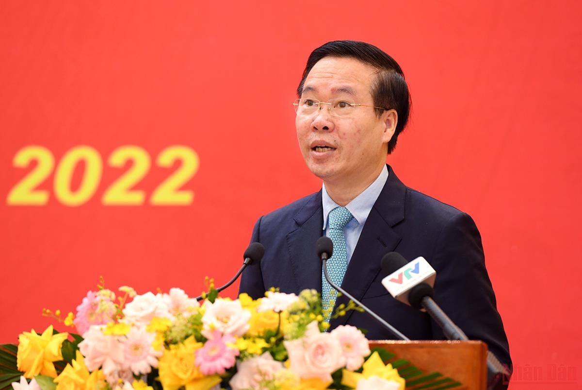 dau tranh chong chu nghia ca nhan phai xac dinh la nhiem vu cap thiet hinh 3