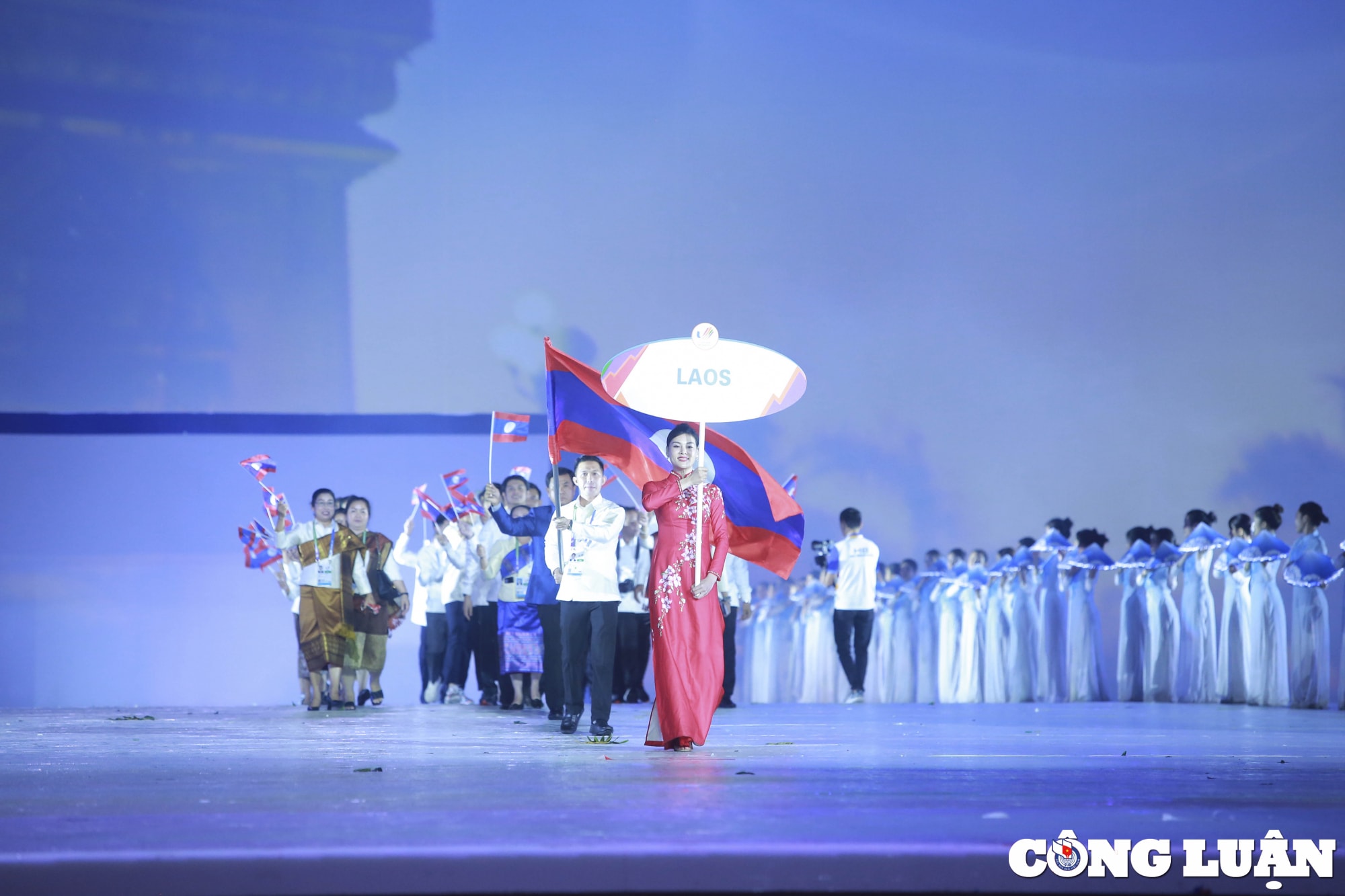 khai mac sea games 31 ruc ro sac mau va cung nhau toa sang hinh 14