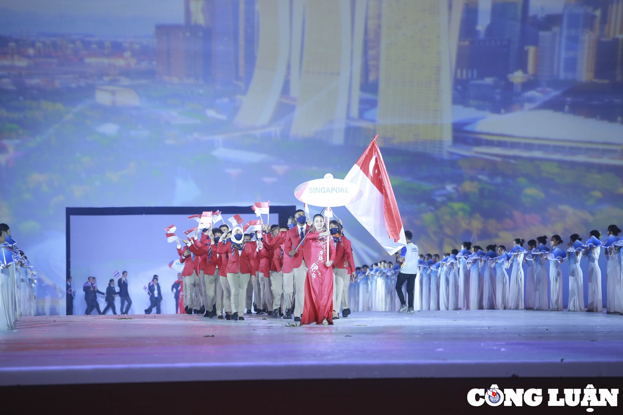 khai mac sea games 31 ruc ro sac mau va cung nhau toa sang hinh 10