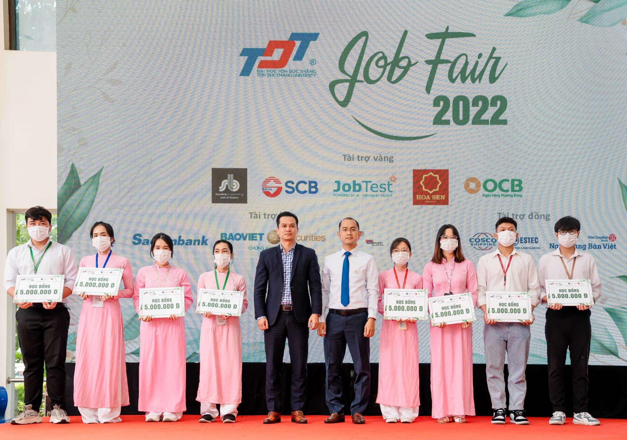 scb dong hanh cung ngay hoi viec lam 2022 tai dai hoc ton duc thang hinh 1