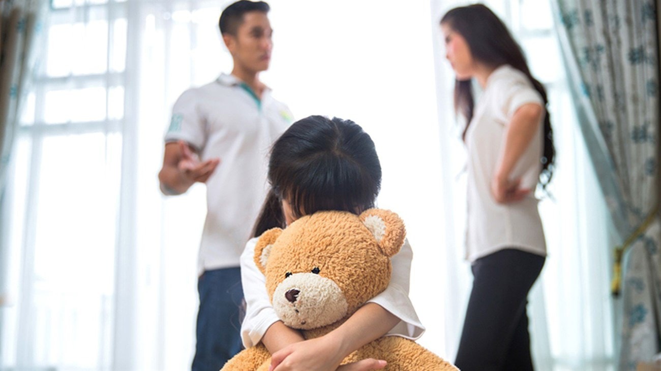 nhung thoi quen xau cua cha me khien con cai hu hinh 6
