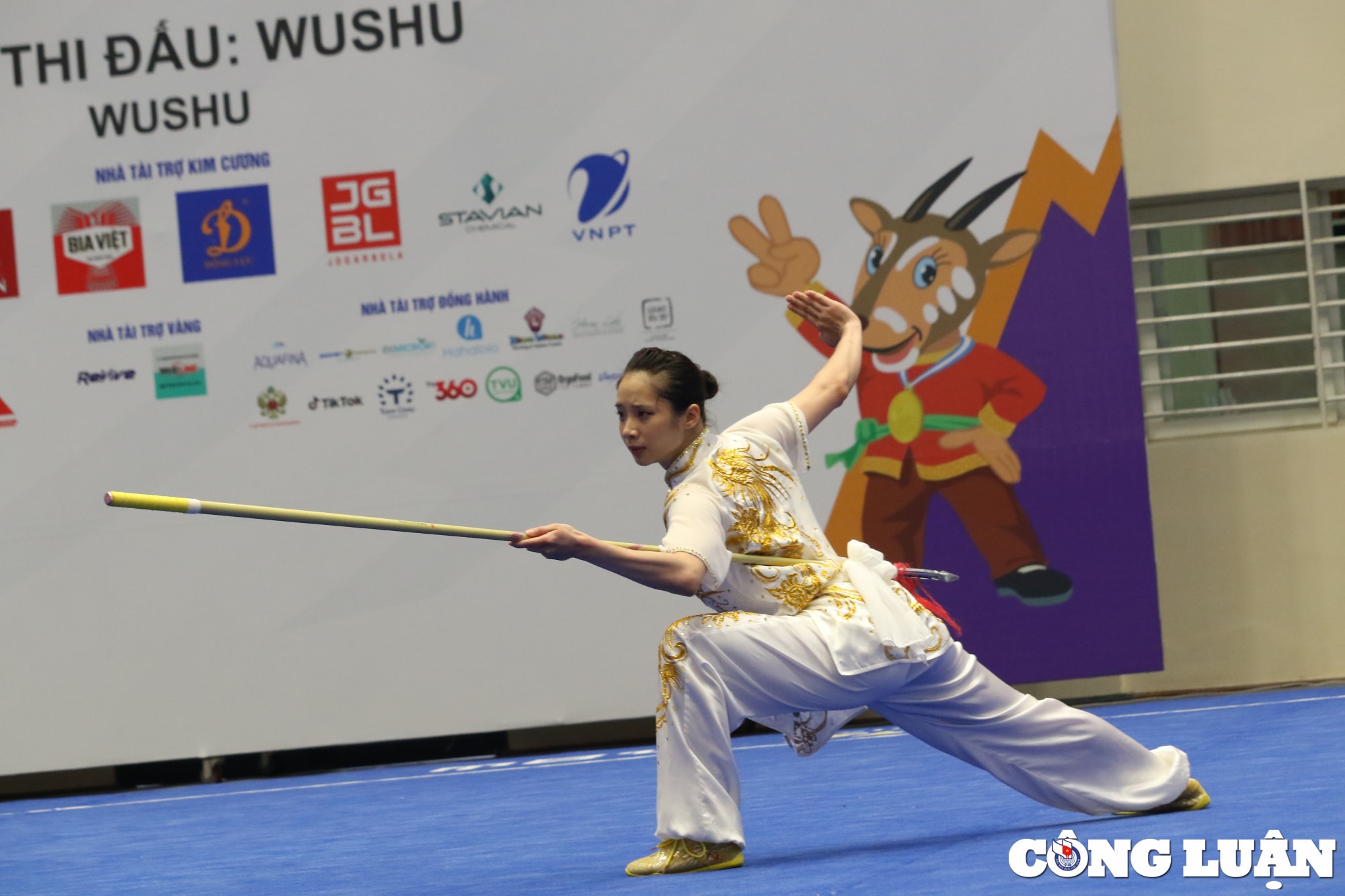 vdv duong thuy vi gianh hcv thu 2 mon wushu tai sea games 31 hinh 6
