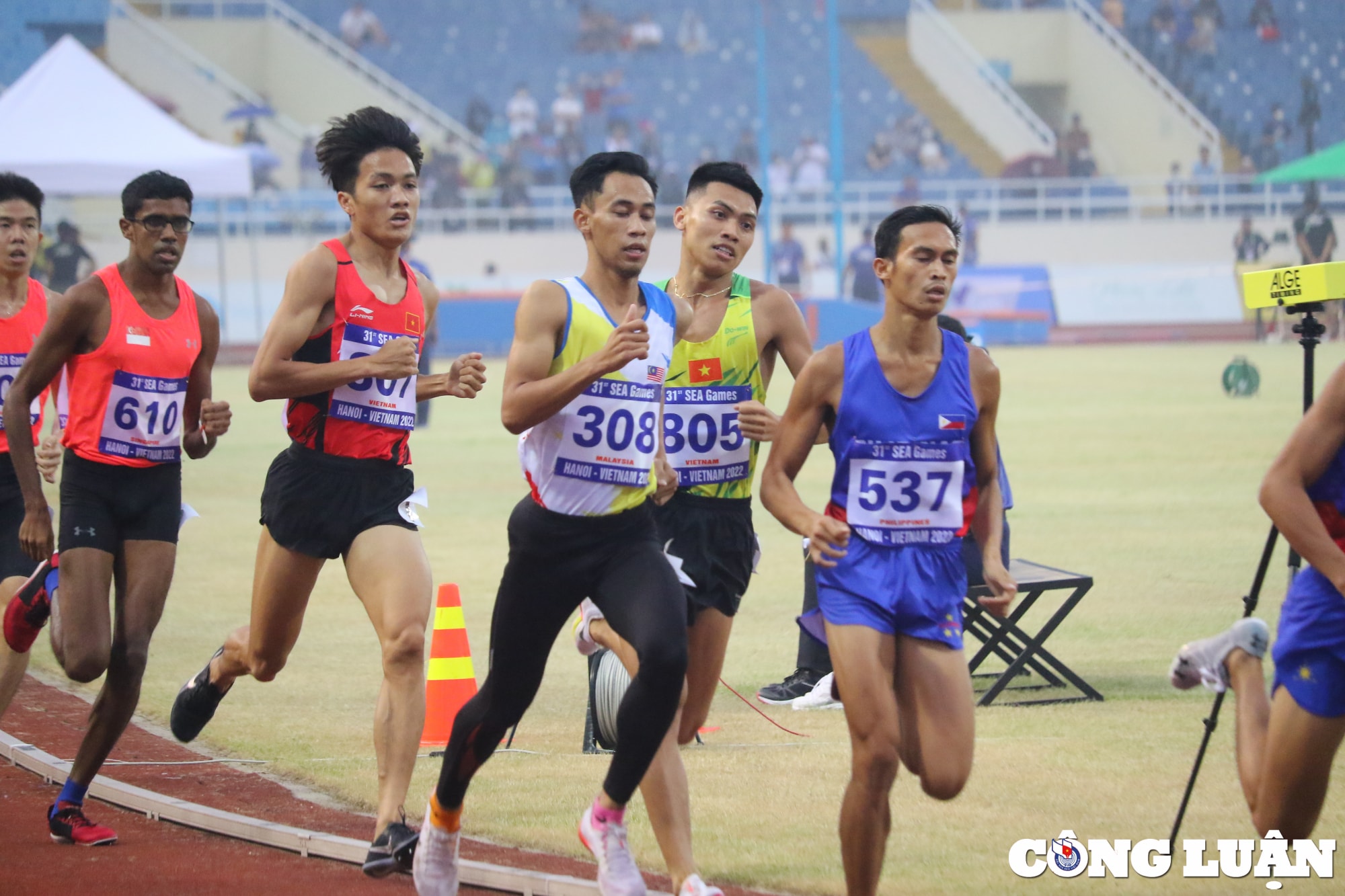 luong duc phuoc but toc ngoan muc gianh hcv dien kinh cu ly 1500 m hinh 4