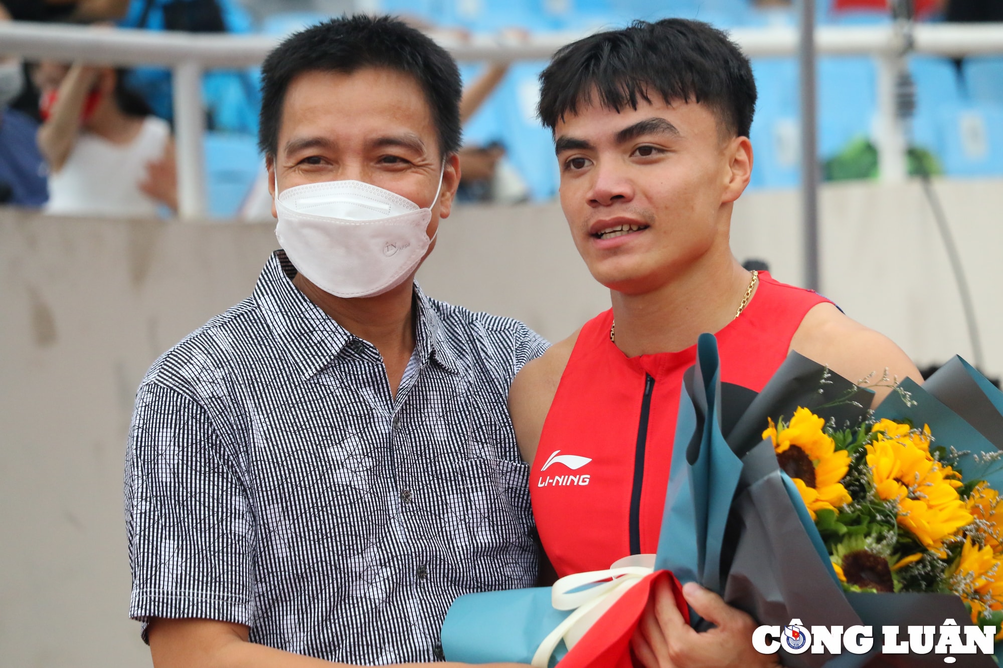 ngan ngoc nghia gianh hcb cu ly 200m mon dien kinh nam sea games 31 hinh 6