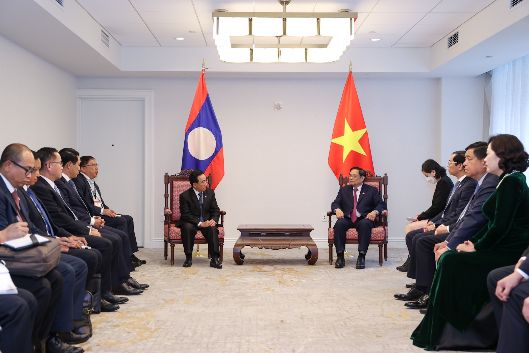 viet nam lao thuc day trien khai cac du an hop tac trong diem hinh 2