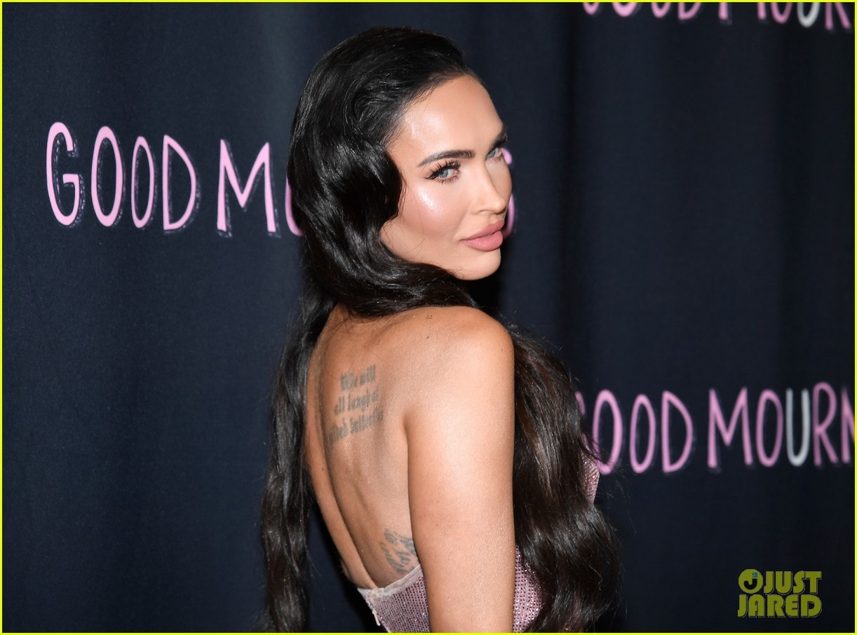 megan fox khien fan ngay ngat voi chiec vay goi cam hinh 2