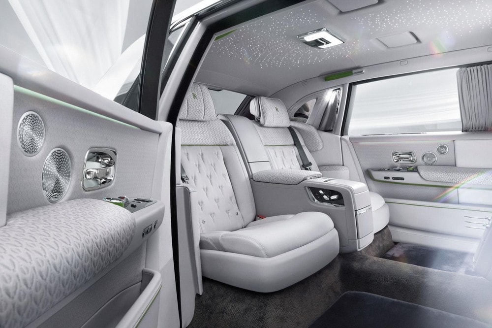 xe sieu sang rolls royce phantom 2023 duoc trang bi luoi tan nhiet phat sang hinh 4