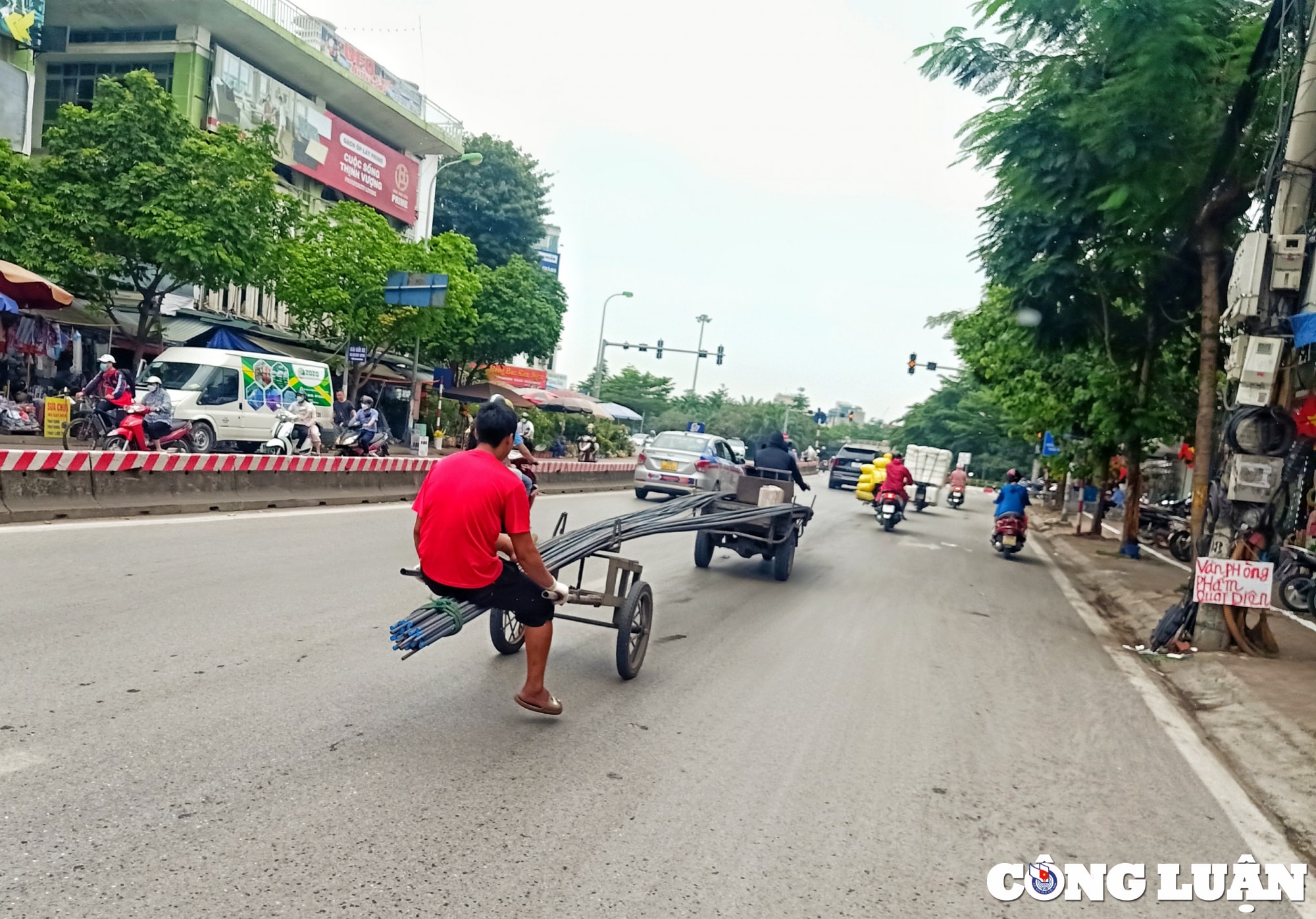 sau chi dao cua chu tich ha noi xe tu che nguy hiem van tung hoanh tren duong pho hinh 2