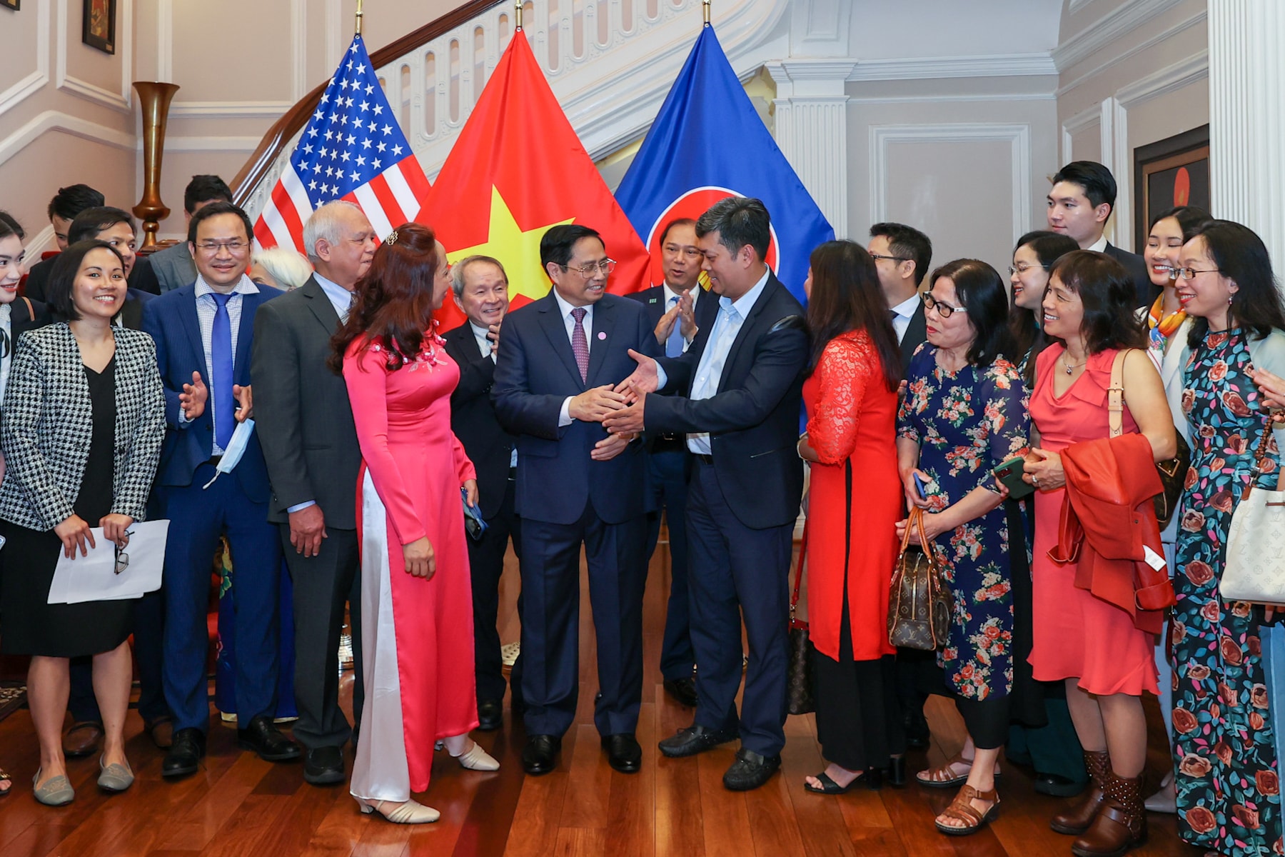 thu tuong pham minh chinh tham dai su quan gap mat cong dong nguoi viet o hoa ky hinh 4