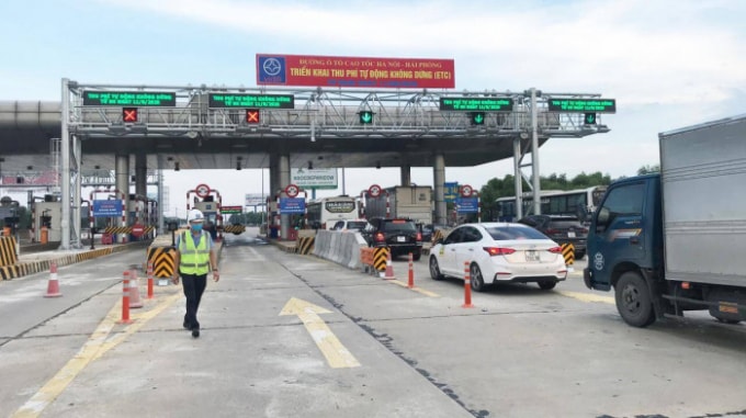 phat nang xe khong du dieu kien di vao cao toc ha noi  hai phong hinh 1