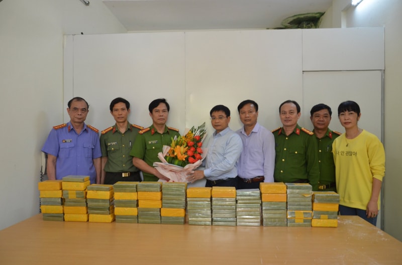 pha thanh cong chuyen an ma tuy xuyen quoc gia thu giu 115 banh heroin hinh 2