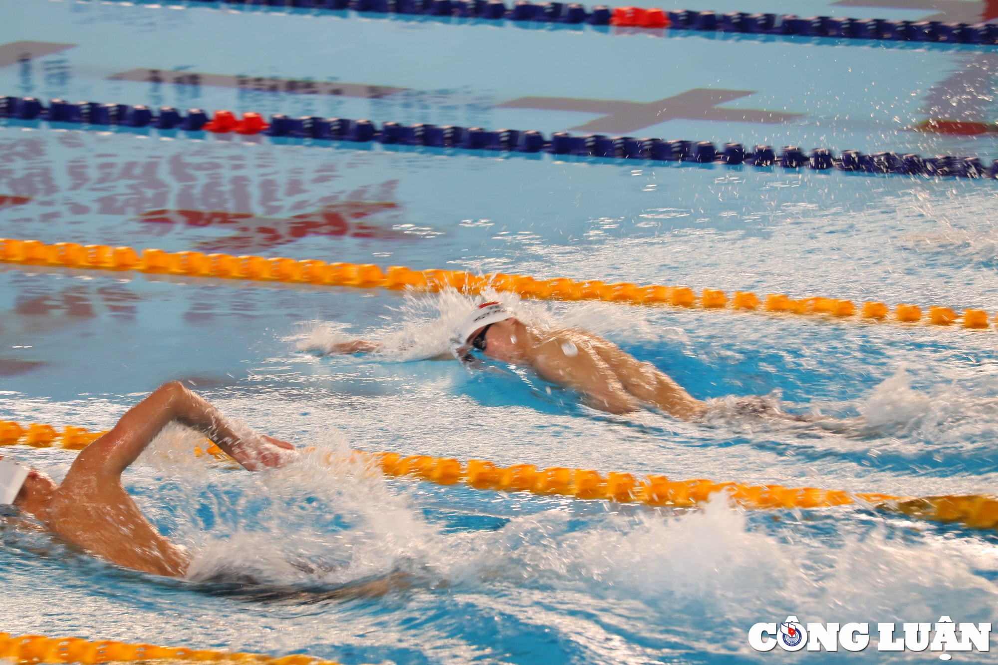 kinh ngu nguyen huy hoang ve nhat vong loai 400 m boi tu do nam hinh 7