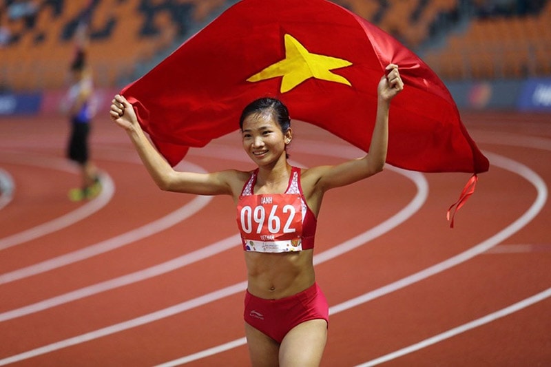 nghi luc phi thuong cua oc tieu nguyen thi oanh de gat hai vinh quang hinh 1