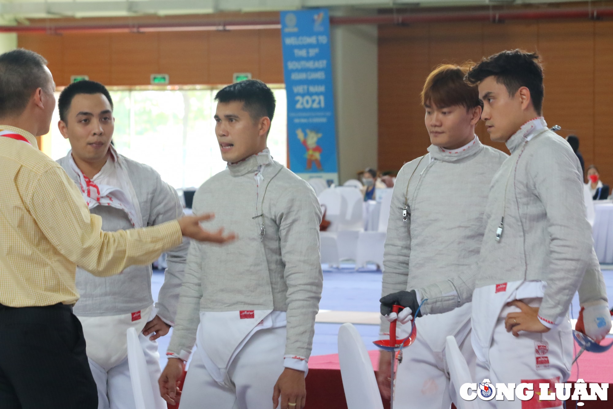 tuyen dau kiem viet nam lot vao chung ket noi dung dong doi nam kiem chem hinh 2