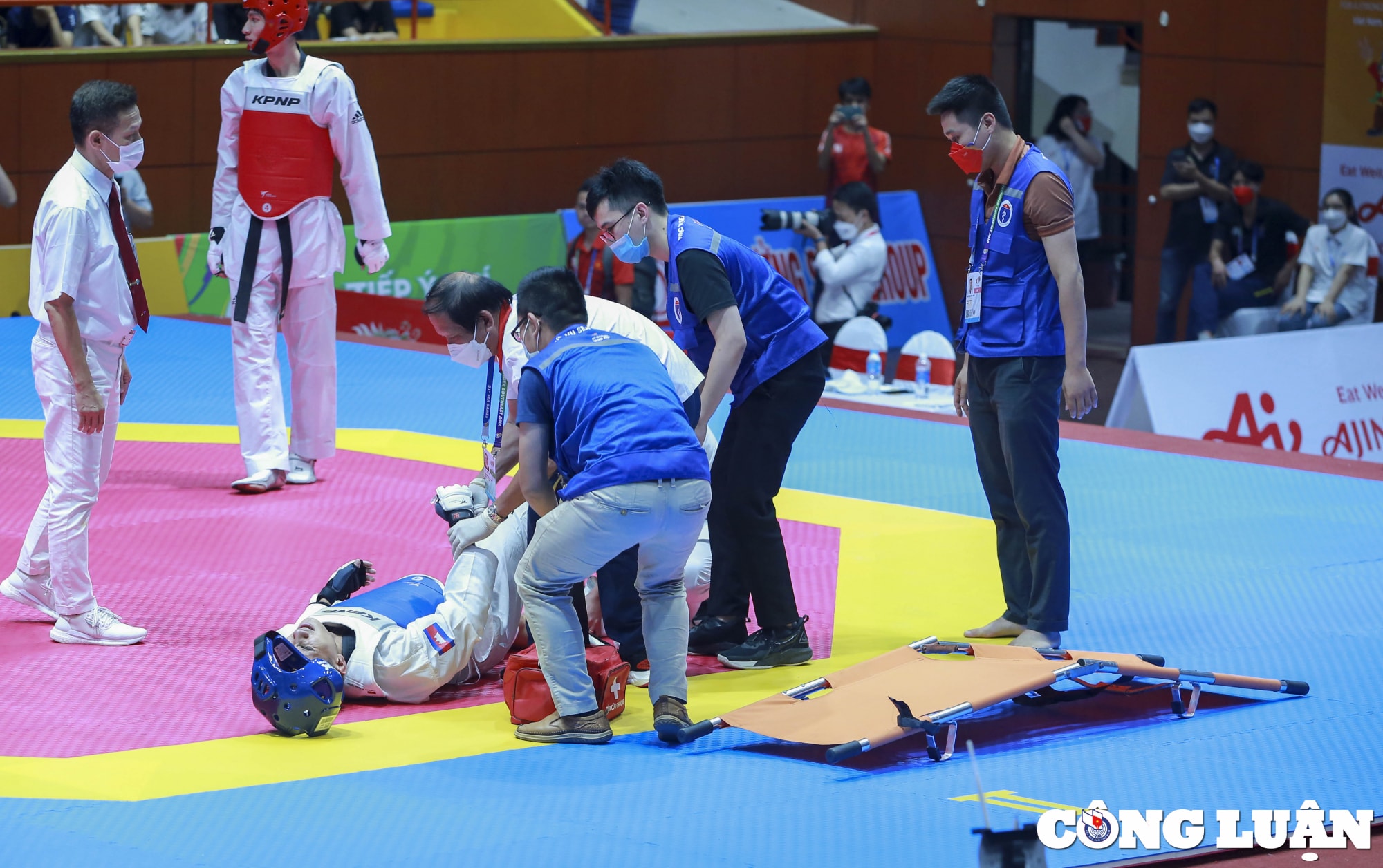 hinh anh vo si cua campuchia bi ha do van tai ban ket doi khang taekwondo hinh 5