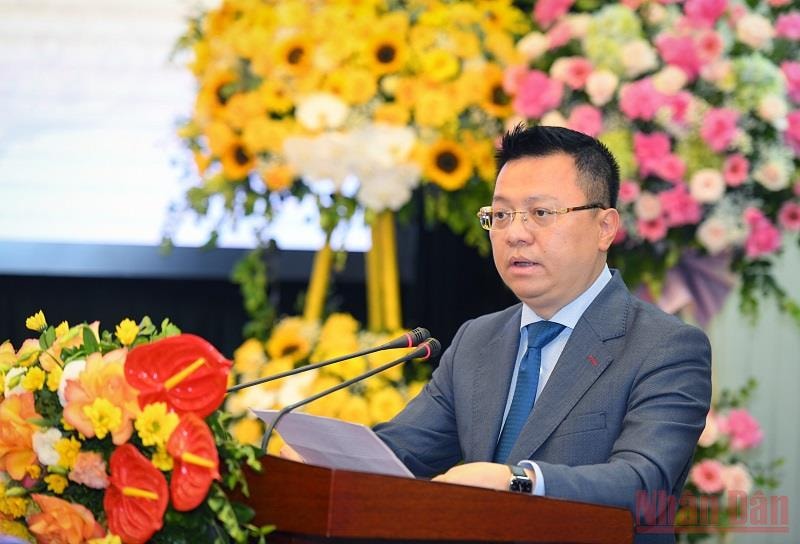 bao nhan dan hang thang tuoi 25 khong chi hay ma con dep hinh 1