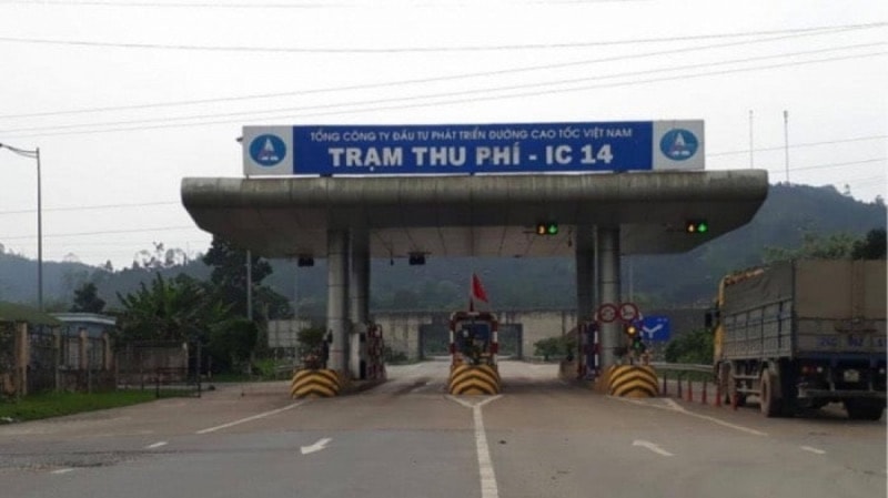 bat them 9 doi tuong lam luat xe qua tai tren cao toc noi bai lao cai hinh 1
