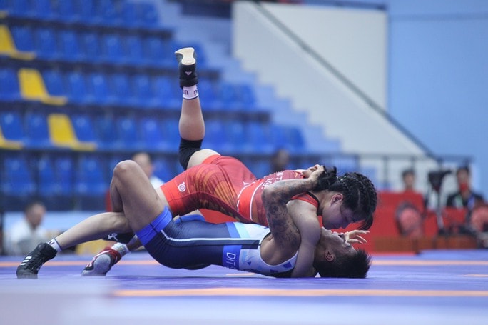 sea games 31 ngay 18 5 dau vat tao mua vang thanh bao hung nguyen lai thap sang duong dua xanh hinh 1