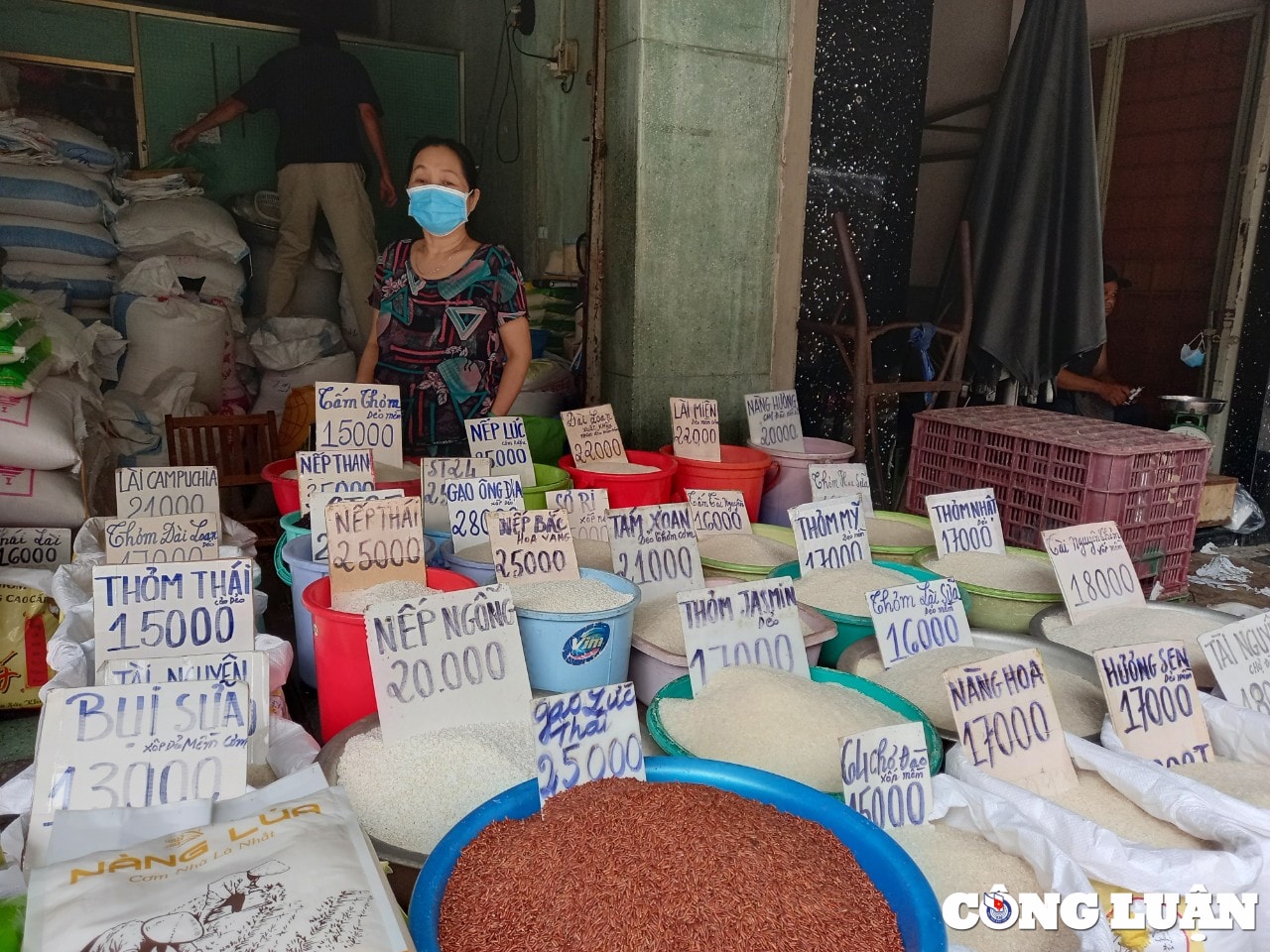 xang tang hang hoa tang theo tieu thuong gong minh cat bot lai hinh 2