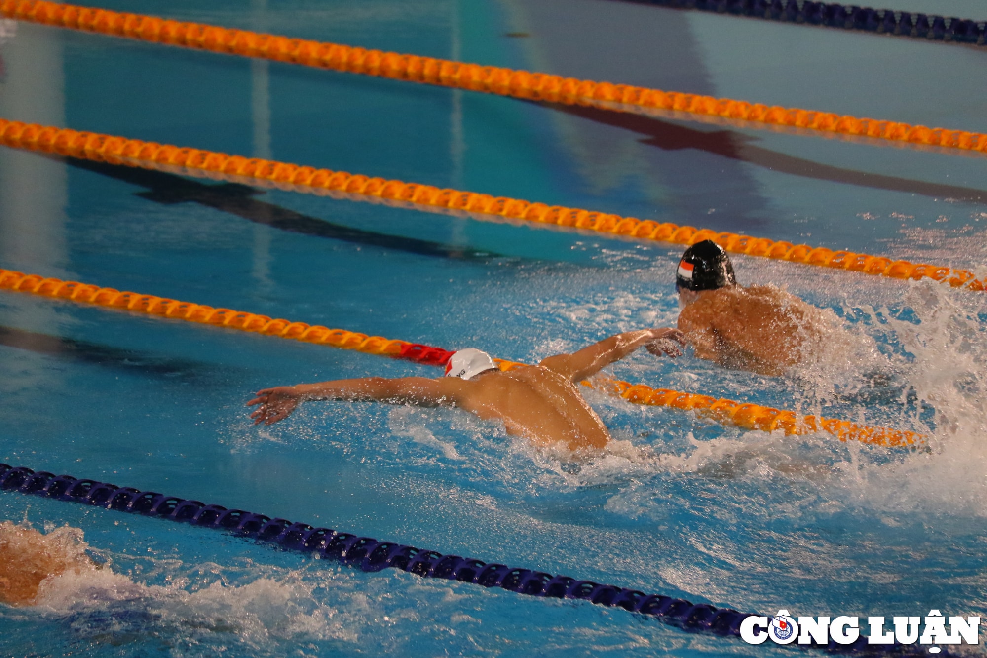 nguyen huy hoang gianh hcv noi dung 200 m boi buom nam hinh 3