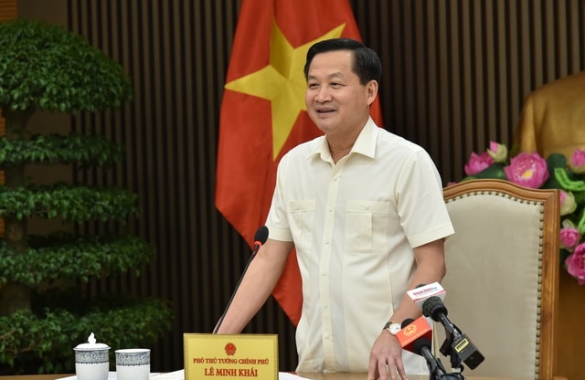 pho thu tuong le minh khai don doc 8 bo nganh co quan trung uong giai ngan von dau tu cong hinh 2