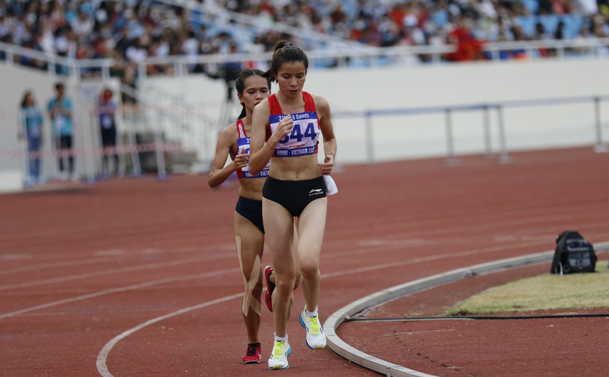 vdv viet nam mat hcb sea games 31 vi di nham giay thi dau hinh 2