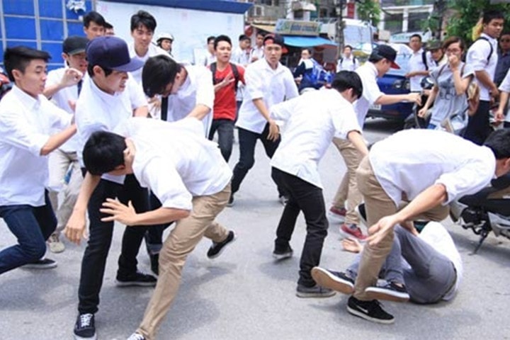 bao luc hoc duong lien tiep gia tang can nhung bien phap cung ran hon de tro thanh lieu thuoc manh hinh 3